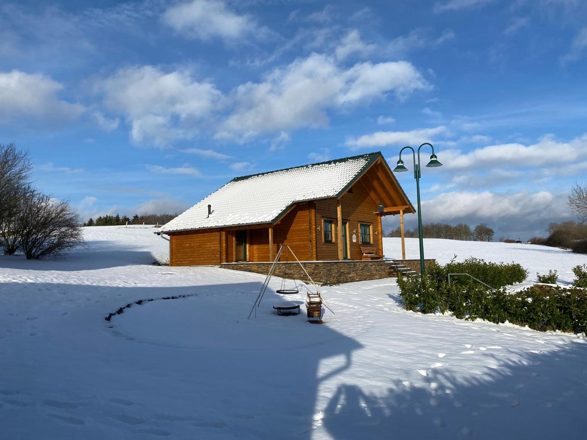 Holzhaus Onkel Fritz Mit Sauna Und Whirlwanne Esch  Eksteriør billede